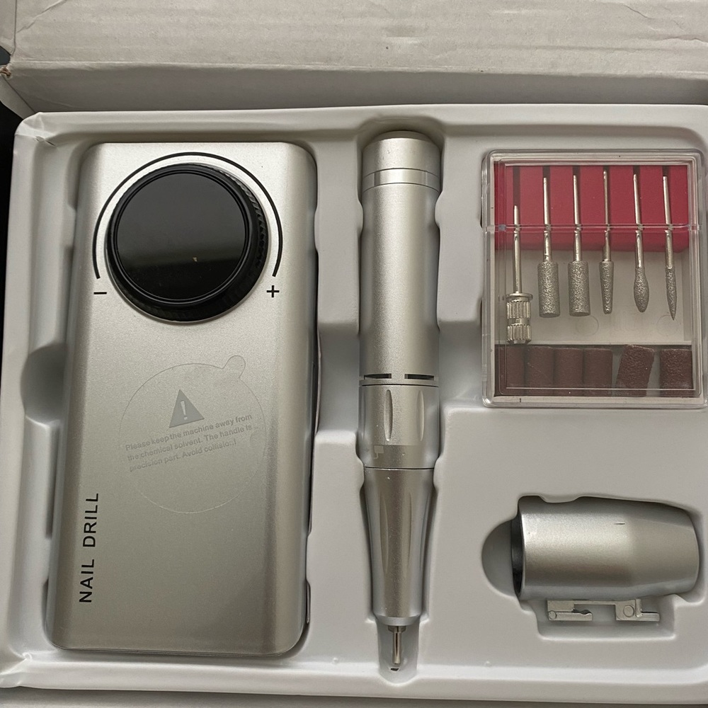 NIB Nail Drill Machine Professional Edition Silver 35000RPM Rechargeable